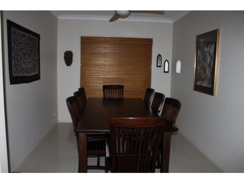 5 Firman Glen, St Georges Basin NSW 2540