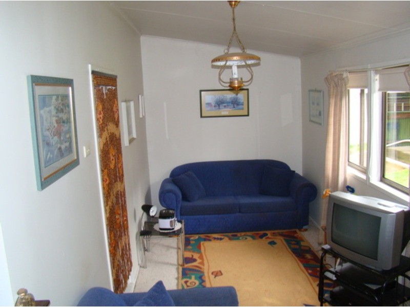 11 Bowen Street, Huskisson NSW 2540