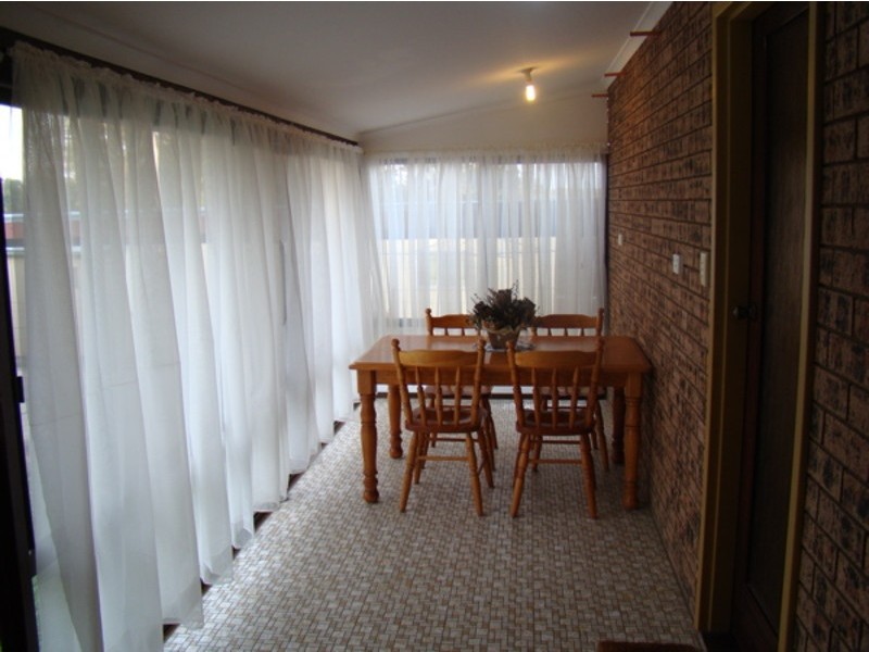 18 Gymea Avenue, Sanctuary Point NSW 2540