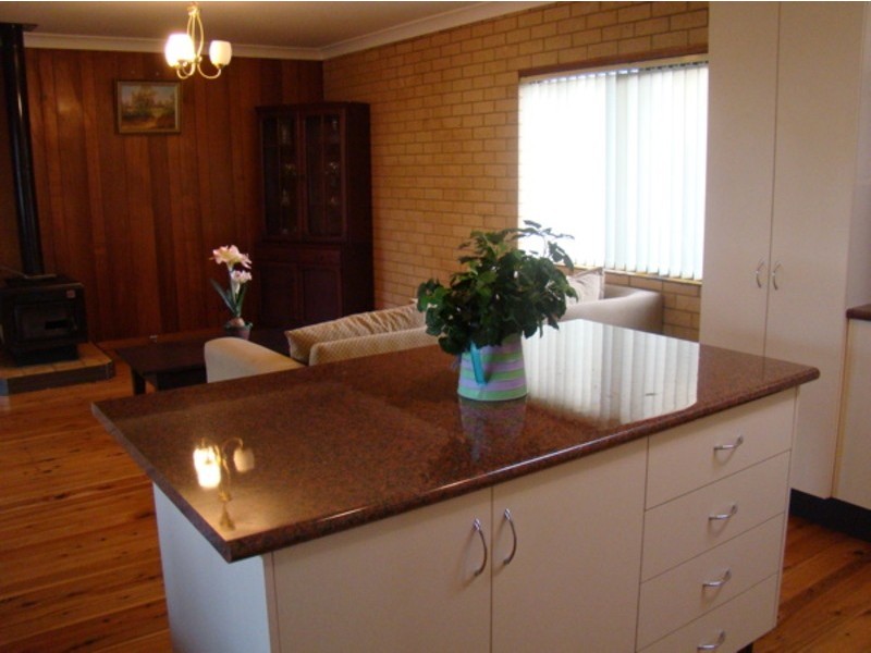 18 Gymea Avenue, Sanctuary Point NSW 2540