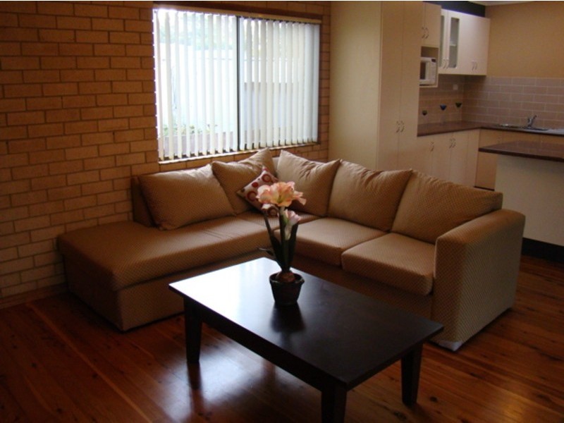 18 Gymea Avenue, Sanctuary Point NSW 2540