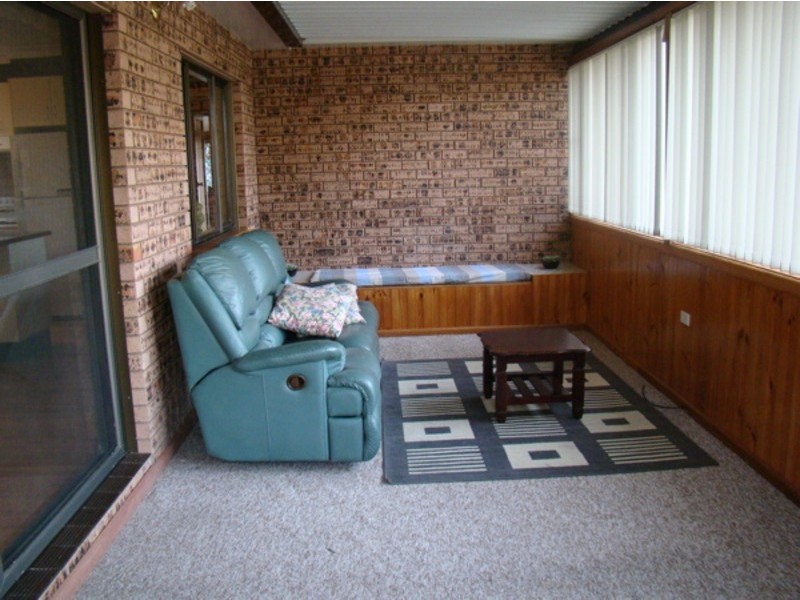 18 Gymea Avenue, Sanctuary Point NSW 2540