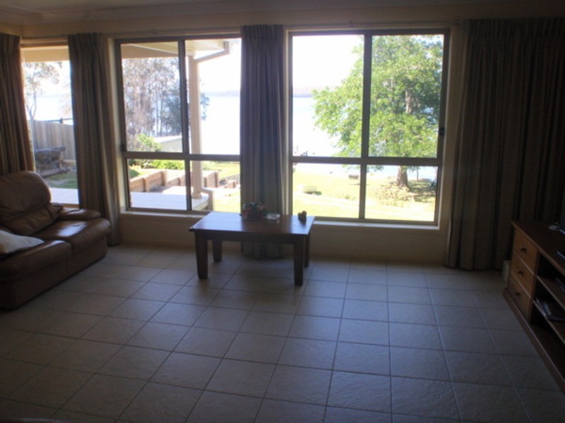 32 Basin View Parade, Basin View NSW 2540