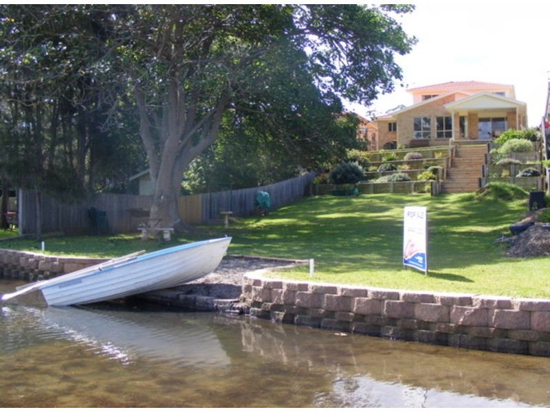 32 Basin View Parade, Basin View NSW 2540