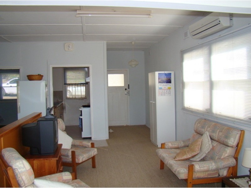 18 Waldegrave Crescent, Vincentia NSW 2540