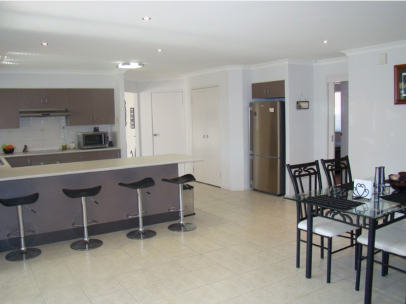 28 Capeland Avenue, Sanctuary Point NSW 2540