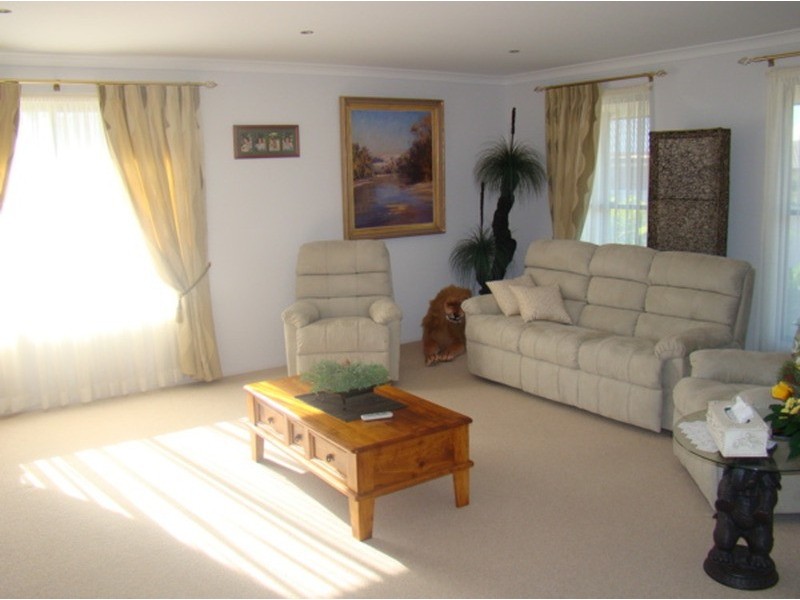 28 Capeland Avenue, Sanctuary Point NSW 2540