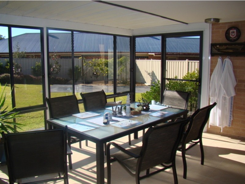 28 Capeland Avenue, Sanctuary Point NSW 2540