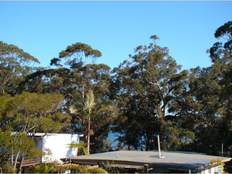 130 Tallyan Point Road, Basin View NSW 2540