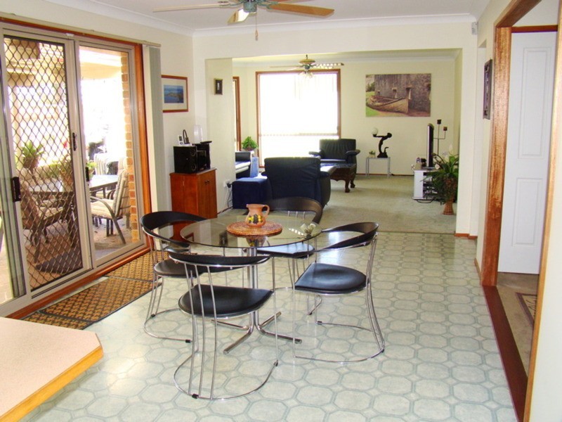 17 Durnford Place, St Georges Basin NSW 2540