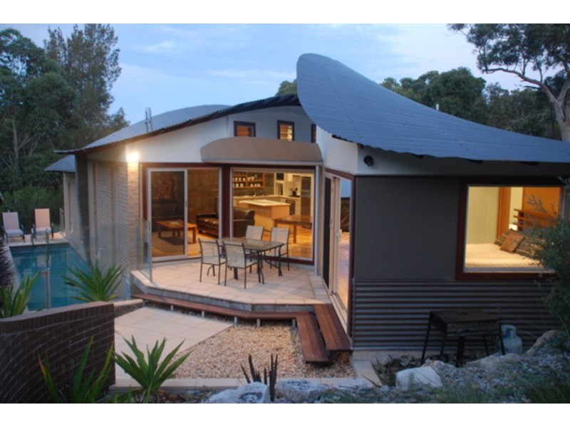 27 Silver Strand, Hyams Beach NSW 2540