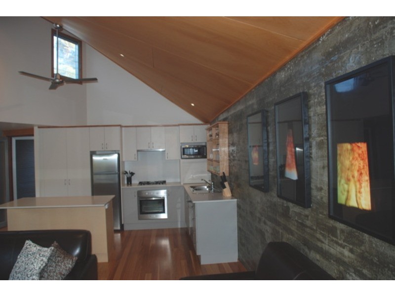 27 Silver Strand, Hyams Beach NSW 2540