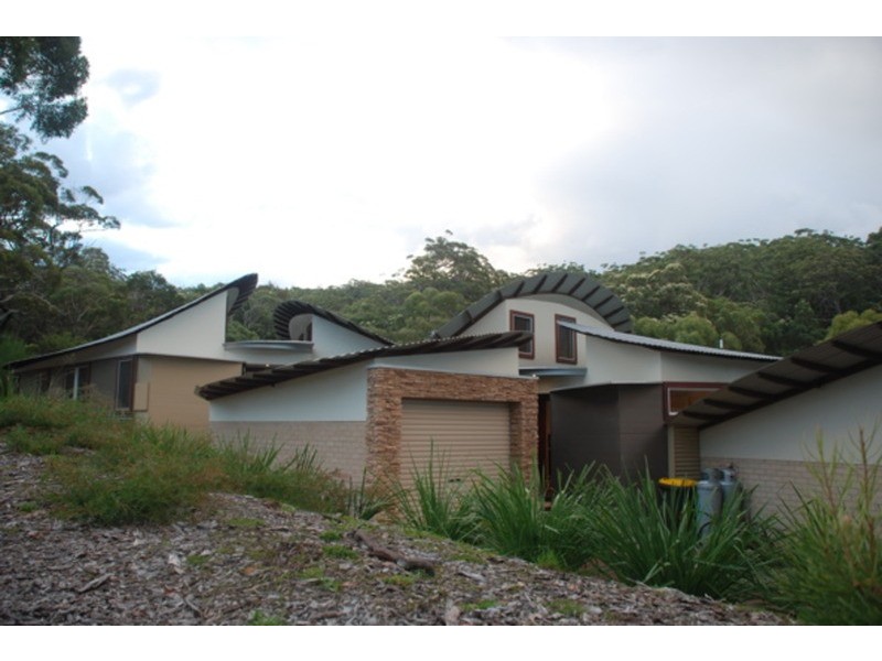 27 Silver Strand, Hyams Beach NSW 2540