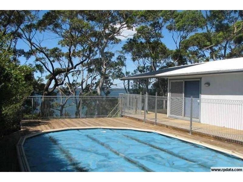 14 Greville Avenue, Sanctuary Point NSW 2540