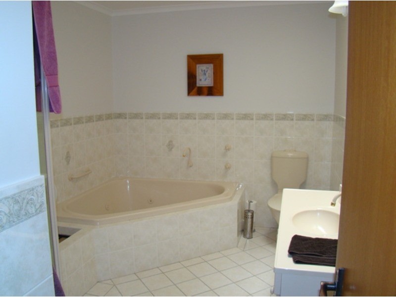 11 Diadem Avenue, Vincentia NSW 2540