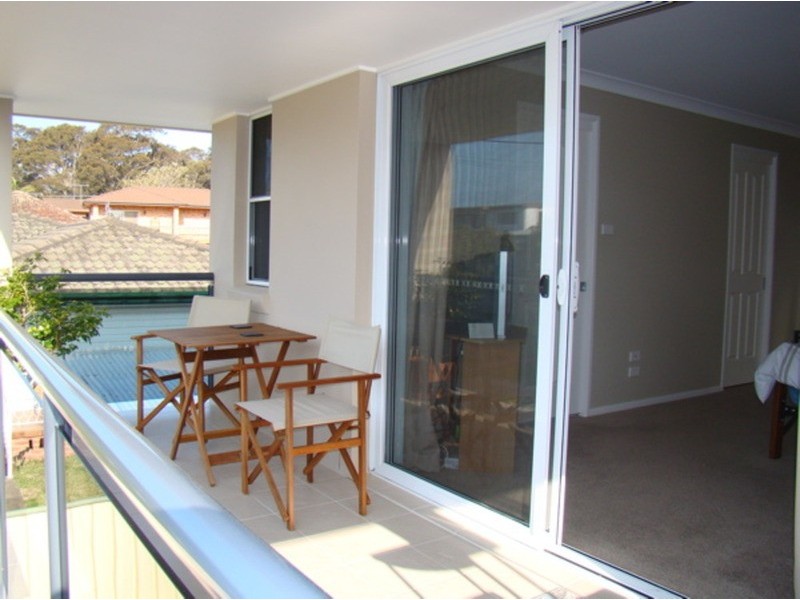 2/6 Morton Street, Huskisson NSW 2540