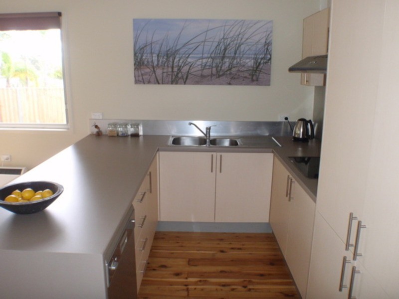 18 Bess Street, Vincentia NSW 2540