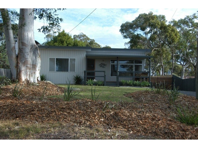 18 Bess Street, Vincentia NSW 2540
