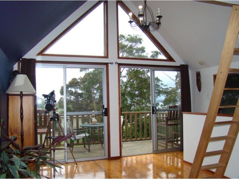 18 Bruce Street, St Georges Basin NSW 2540