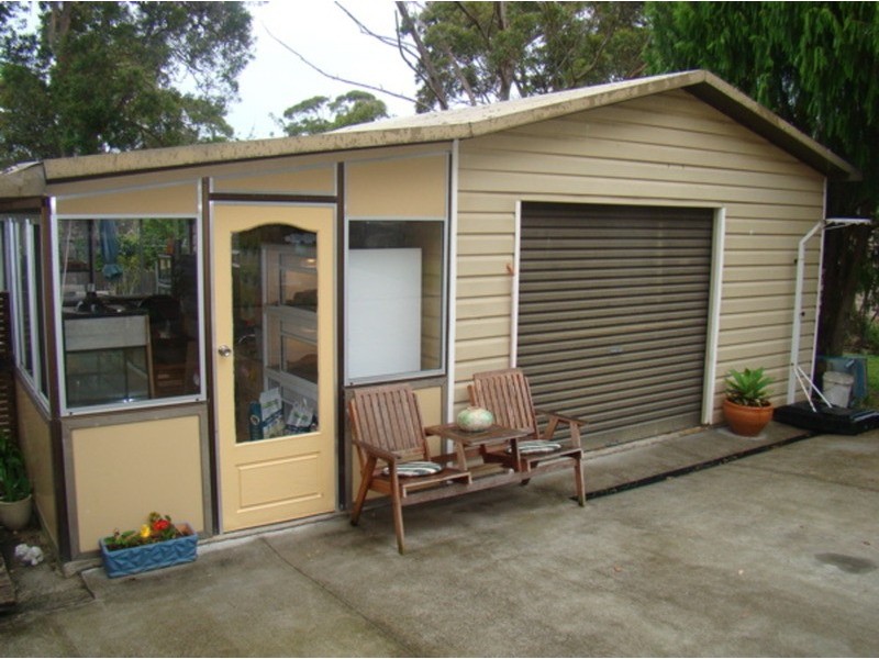 18 Bruce Street, St Georges Basin NSW 2540