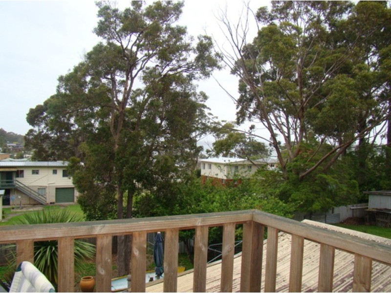 18 Bruce Street, St Georges Basin NSW 2540