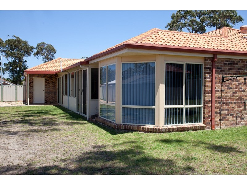 9 Maxwell Crescent, Sanctuary Point NSW 2540