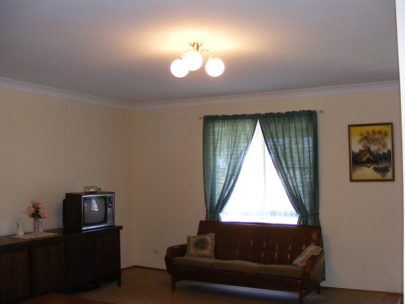 27 Audrey Avenue, Basin View NSW 2540