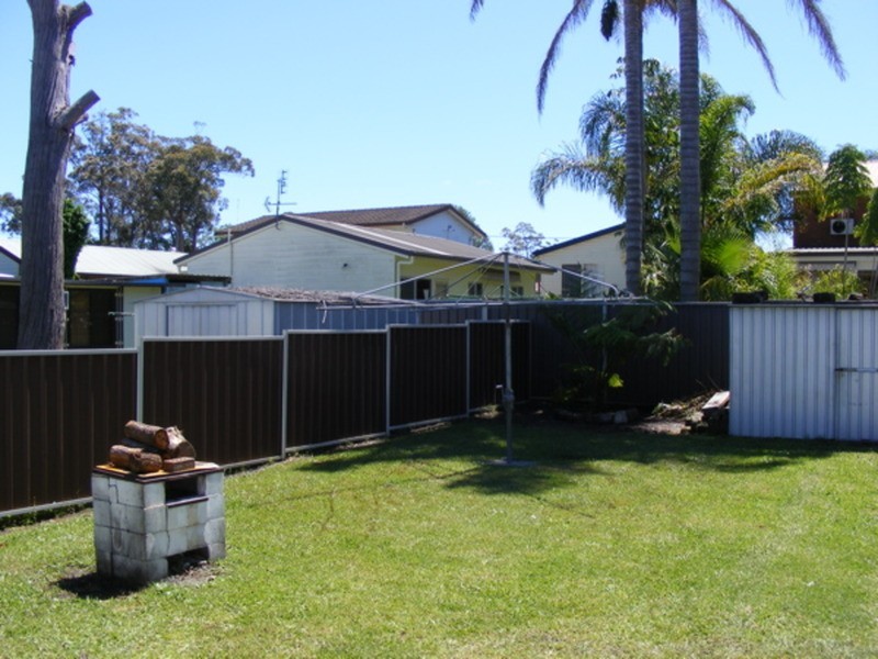 27 Audrey Avenue, Basin View NSW 2540
