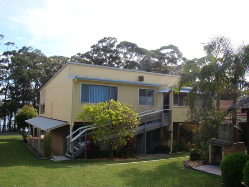 147 Basin View Parade, Basin View NSW 2540