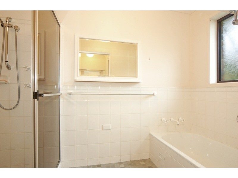 25 Walmer Avenue, Sanctuary Point NSW 2540