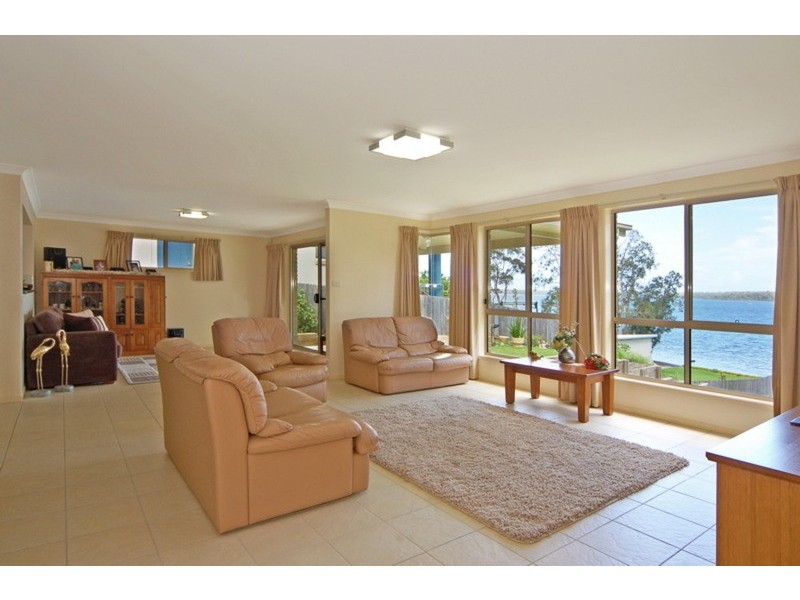 32 Basin View Parade, Basin View NSW 2540