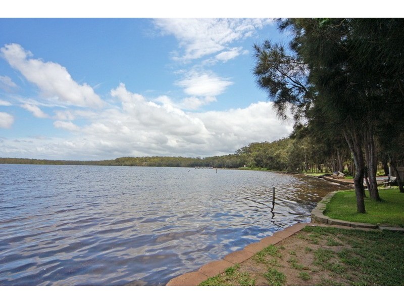 32 Basin View Parade, Basin View NSW 2540