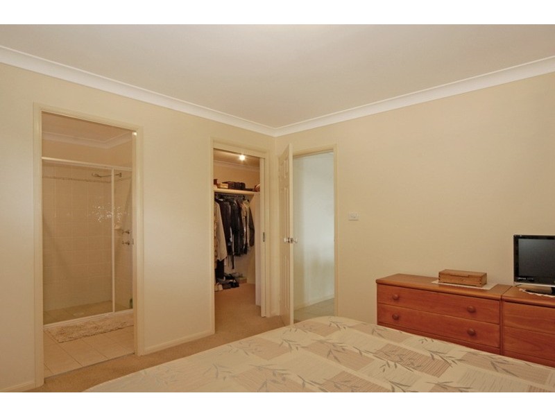 32 Basin View Parade, Basin View NSW 2540