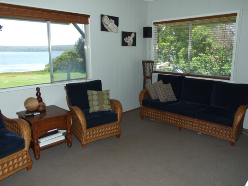 214 Sanctuary Point Road, Sanctuary Point NSW 2540
