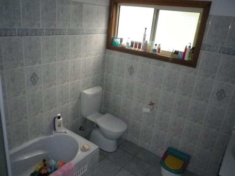 17 Prentice Avenue, Old Erowal Bay NSW 2540