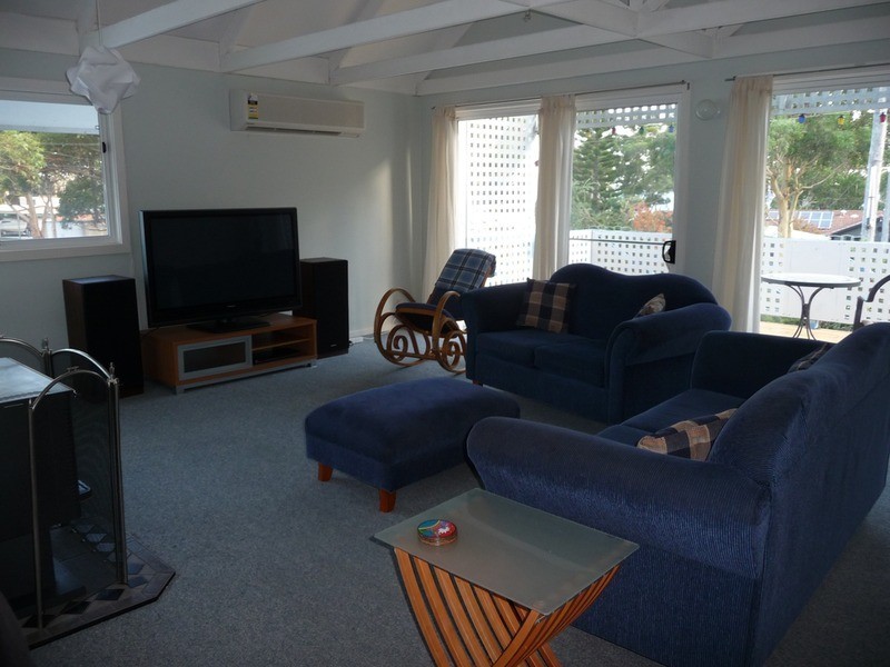 87 Greville Avenue, Sanctuary Point NSW 2540