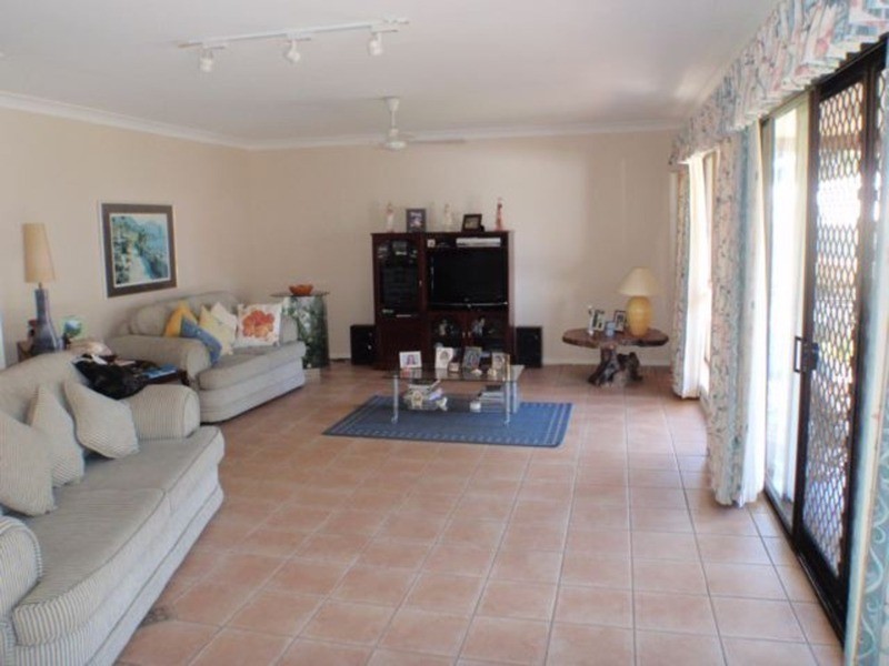 324 Elizabeth Drive, Vincentia NSW 2540