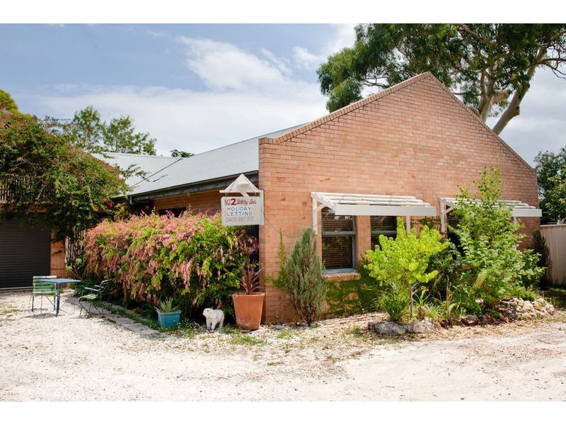 2 Vickery Avenue, Sanctuary Point NSW 2540