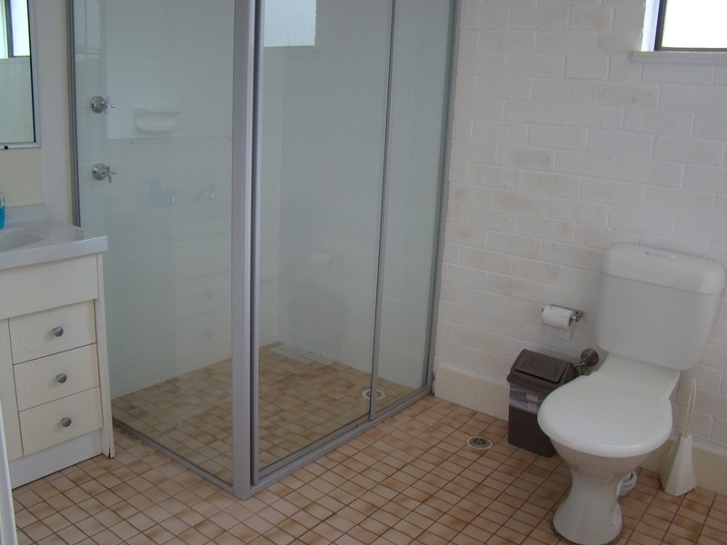 2/5-6 Beach Street, Huskisson NSW 2540