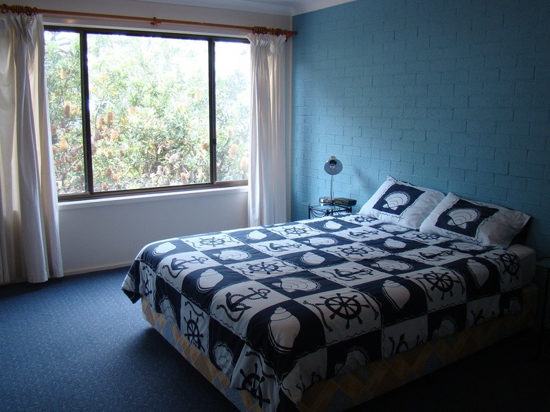 2/5-6 Beach Street, Huskisson NSW 2540