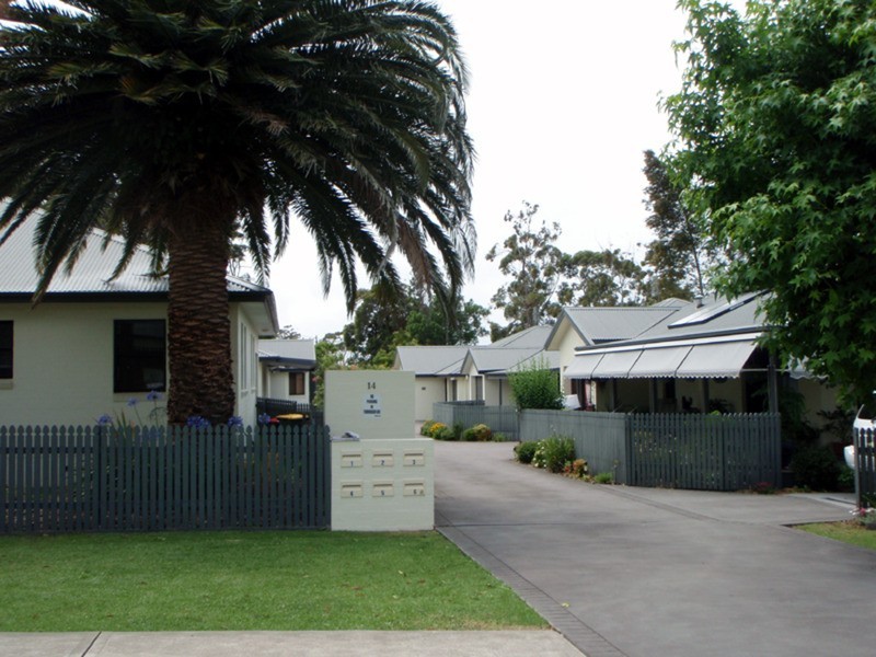 4/14 Duncan Street, Huskisson NSW 2540