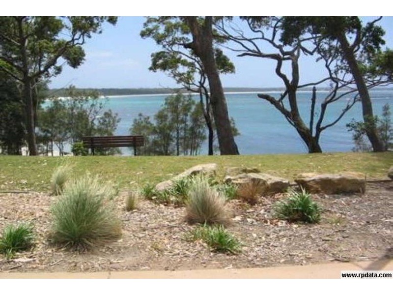 4/14 Duncan Street, Huskisson NSW 2540