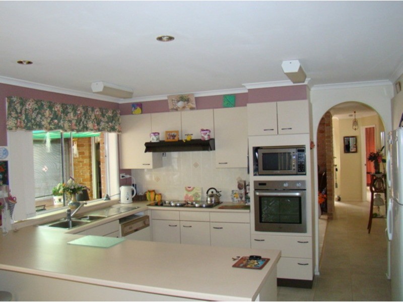 125 Macleans Point Road, Sanctuary Point NSW 2540