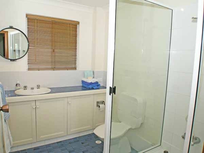 2/2 Caroline Street, Vincentia NSW 2540