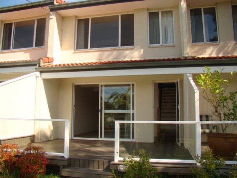 2/2 Caroline Street, Vincentia NSW 2540