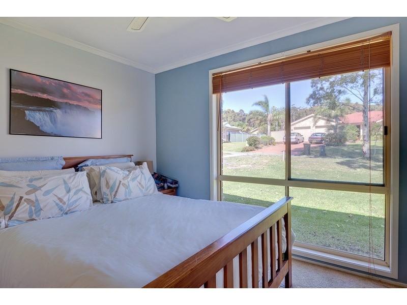 11 Kirkham Way, Sanctuary Point NSW 2540