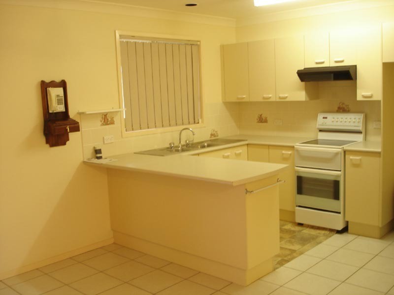 7 Bourke Close, Vincentia NSW 2540