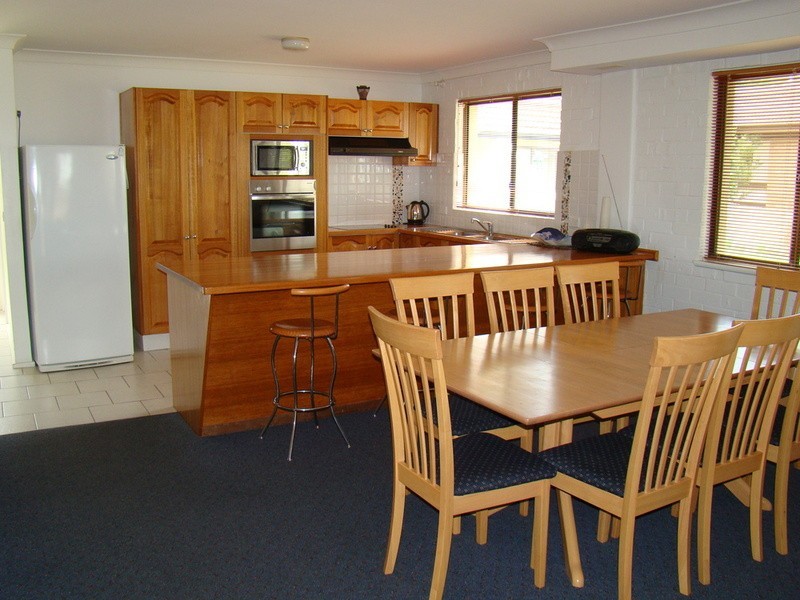 4/5-6 Beach Street, Huskisson NSW 2540