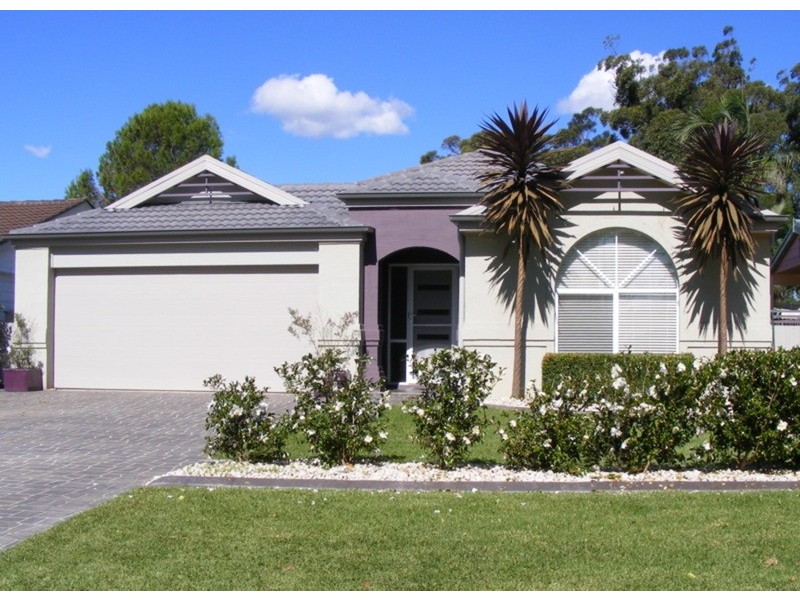 18 June Avenue, Basin View NSW 2540