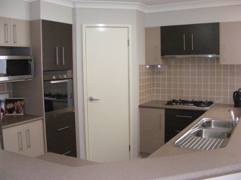 18 June Avenue, Basin View NSW 2540